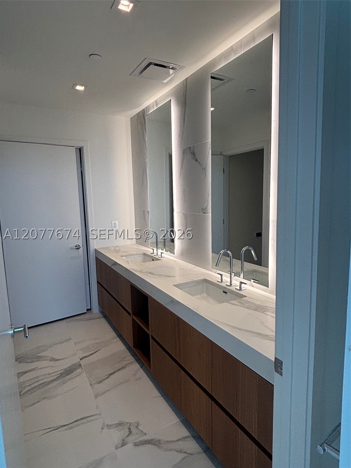 image Casa Bella Residences13