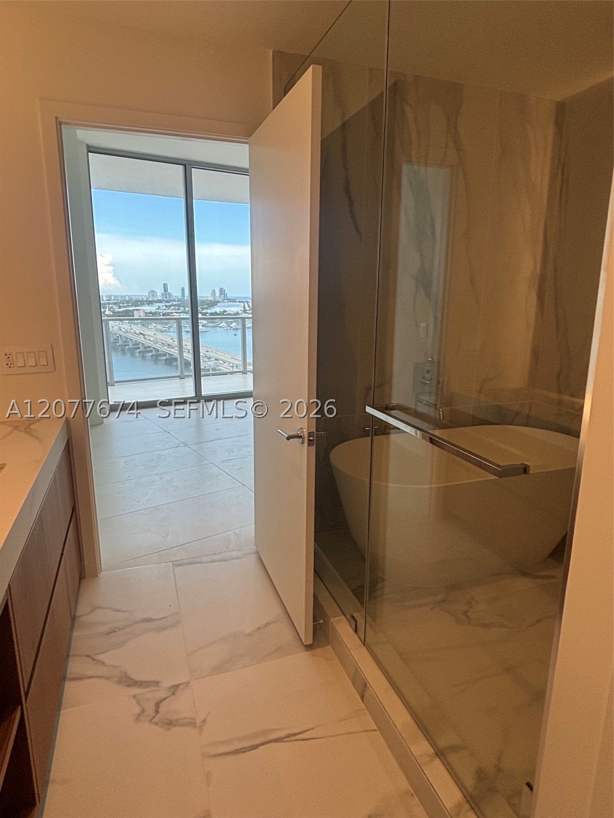 image Casa Bella Residences14