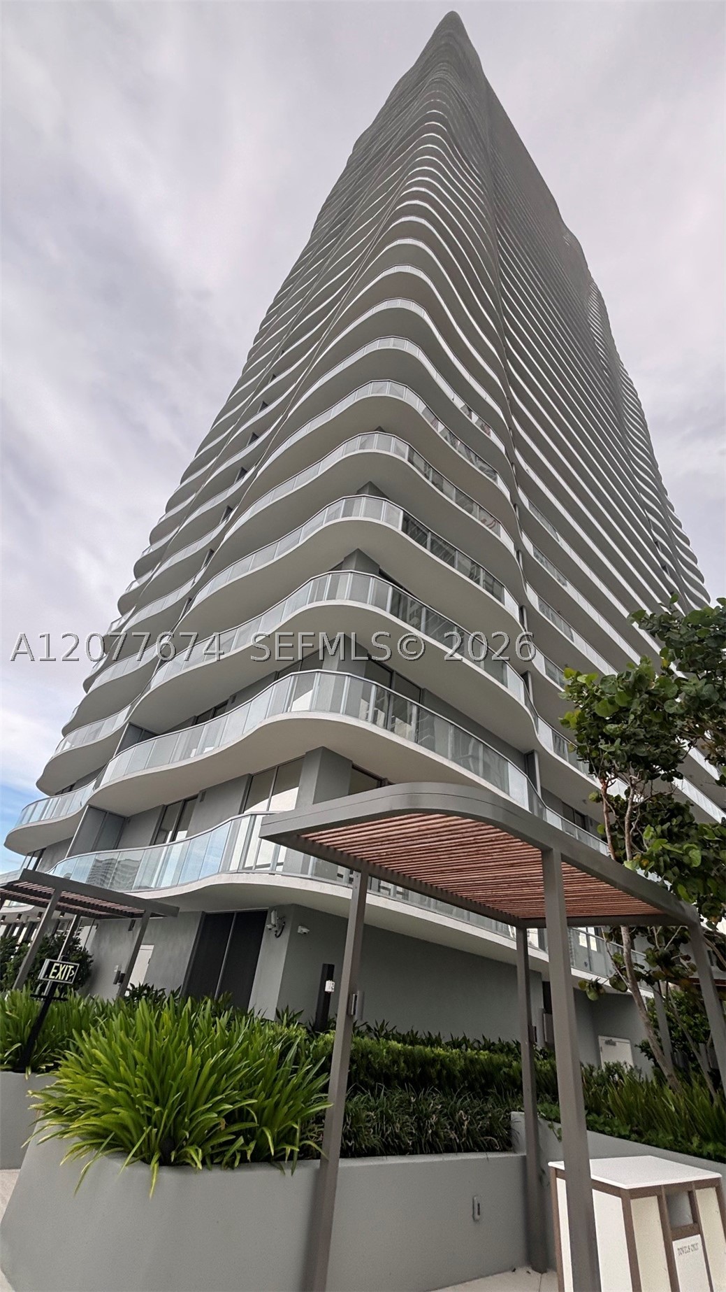 image Casa Bella Residences1