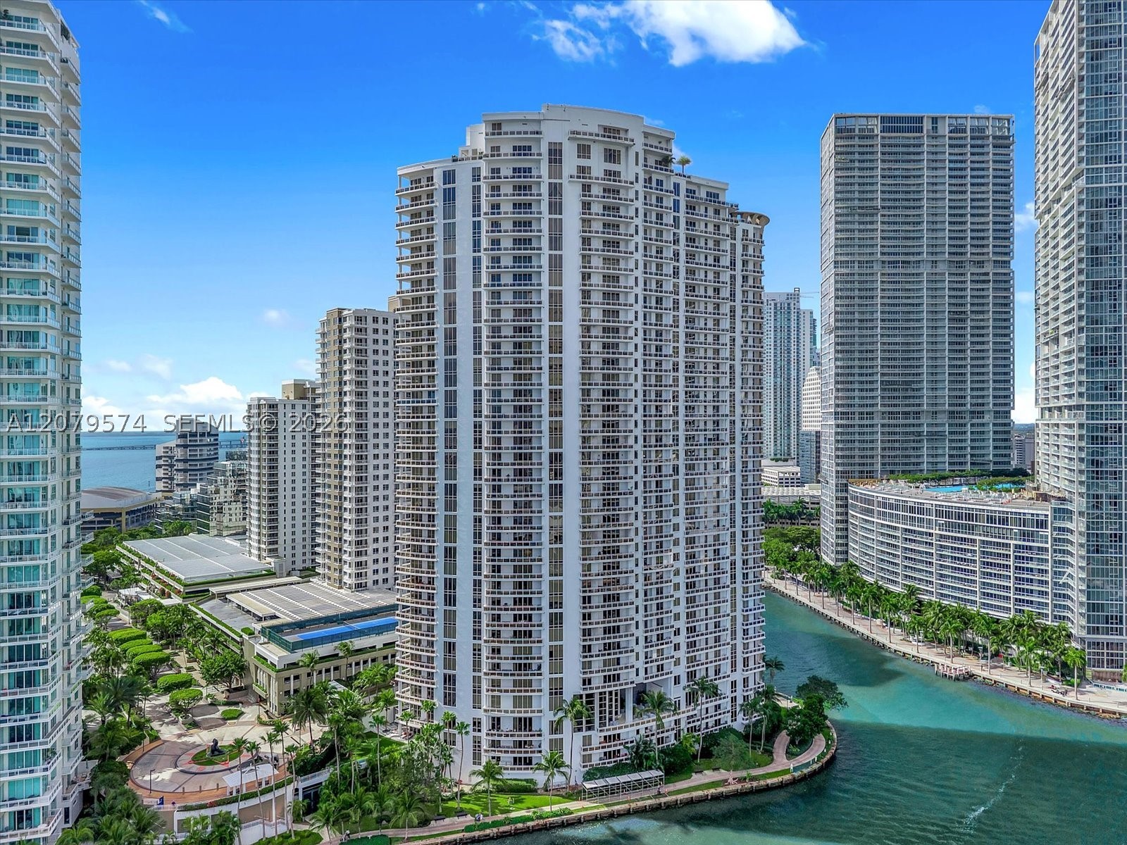 901 Brickell Key Blvd #609