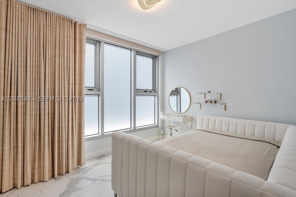 6899 Collins Ave #1008 Miami Beach, FL 33141