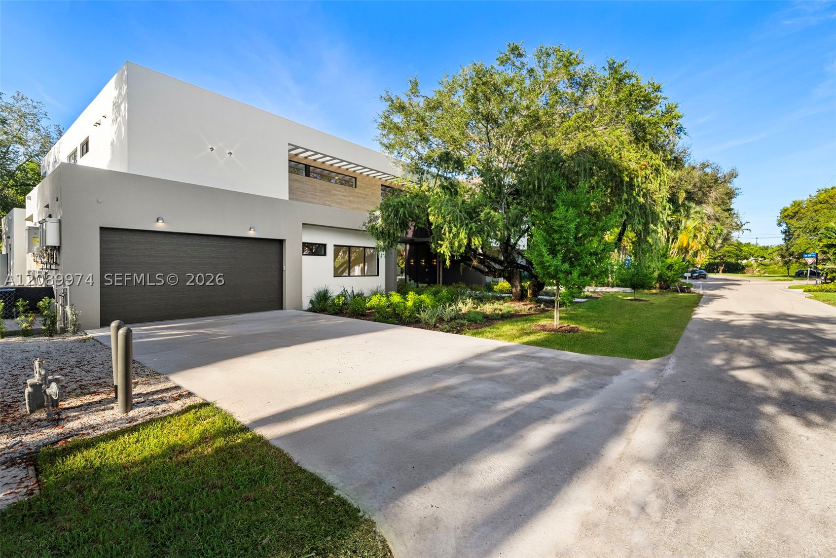 5921 SW 84th St South Miami, FL 33143
