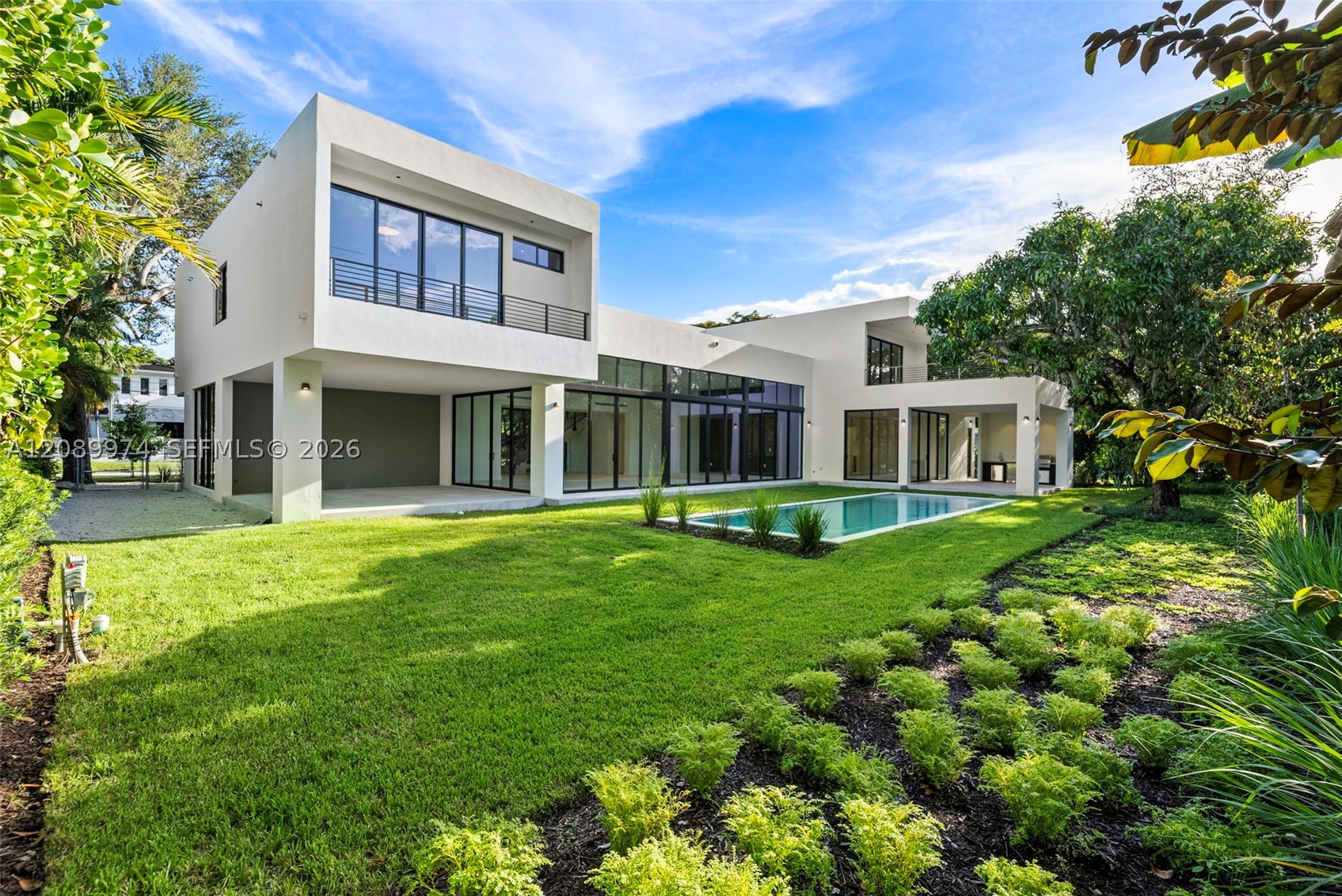 5921 SW 84th St South Miami, FL 33143