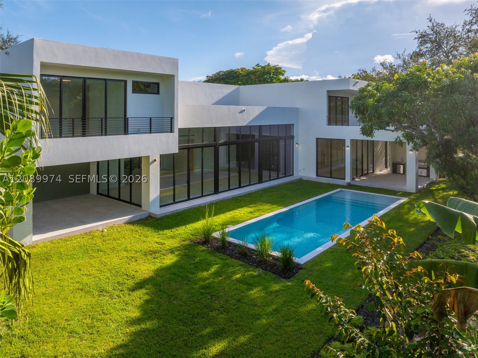 5921 SW 84th St South Miami, FL 33143