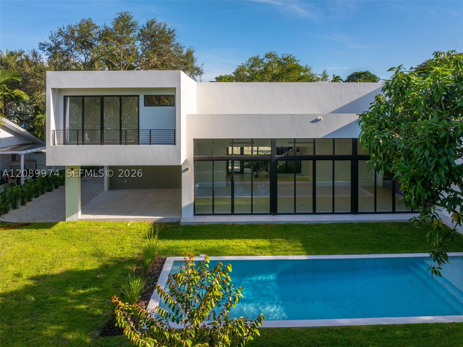 5921 SW 84th St South Miami, FL 33143