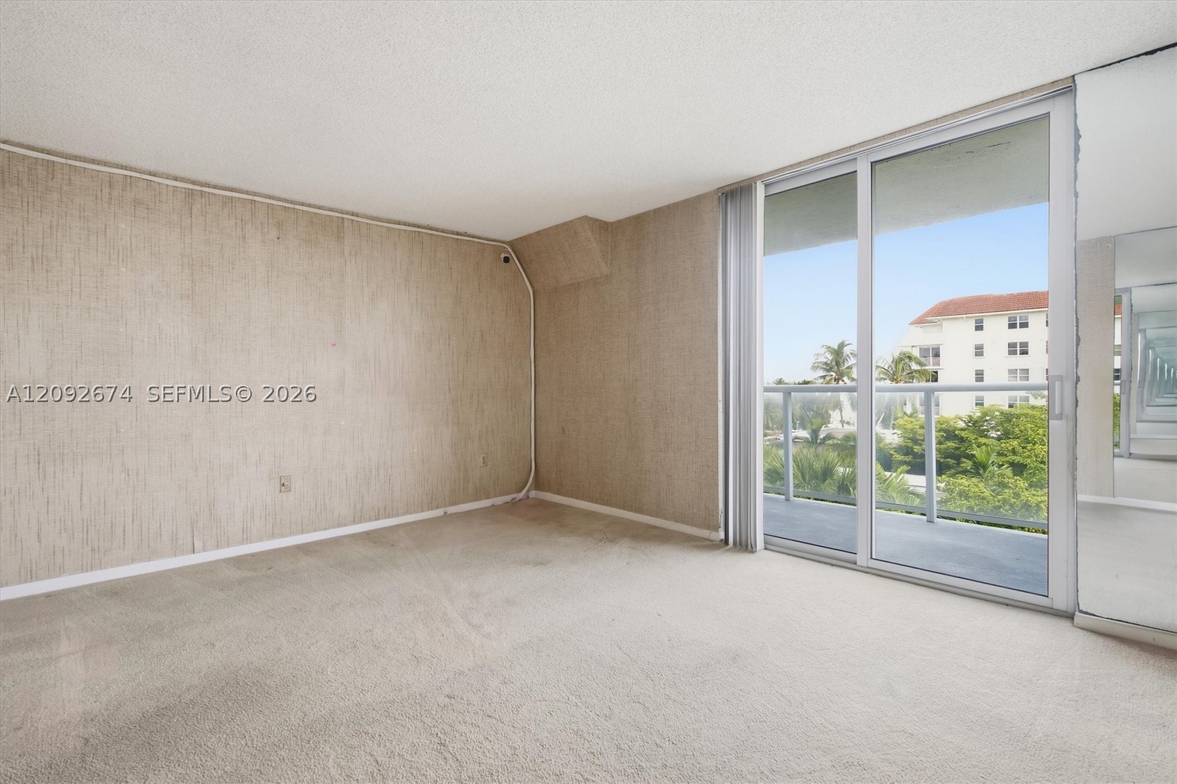 image Ten Thousand Plaza11