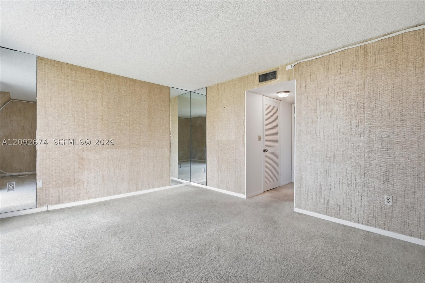 image Ten Thousand Plaza13