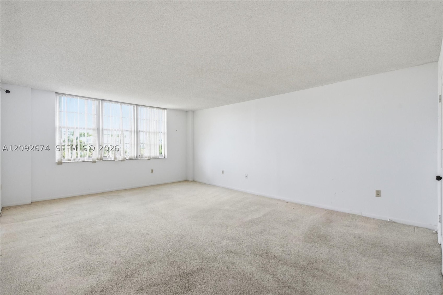 image Ten Thousand Plaza17