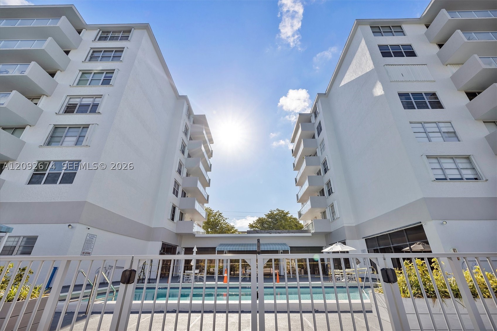 image Ten Thousand Plaza34