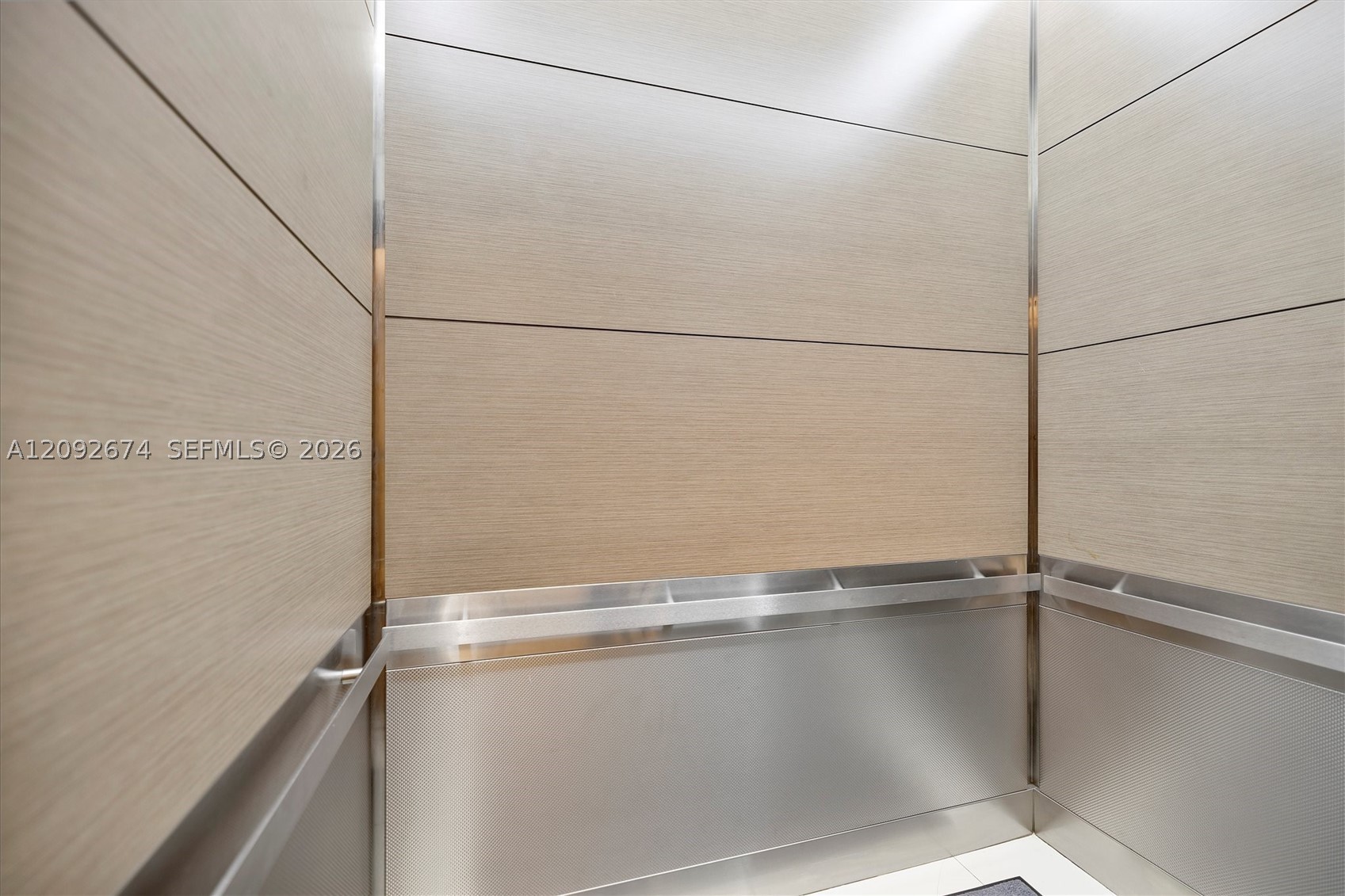 image Ten Thousand Plaza36