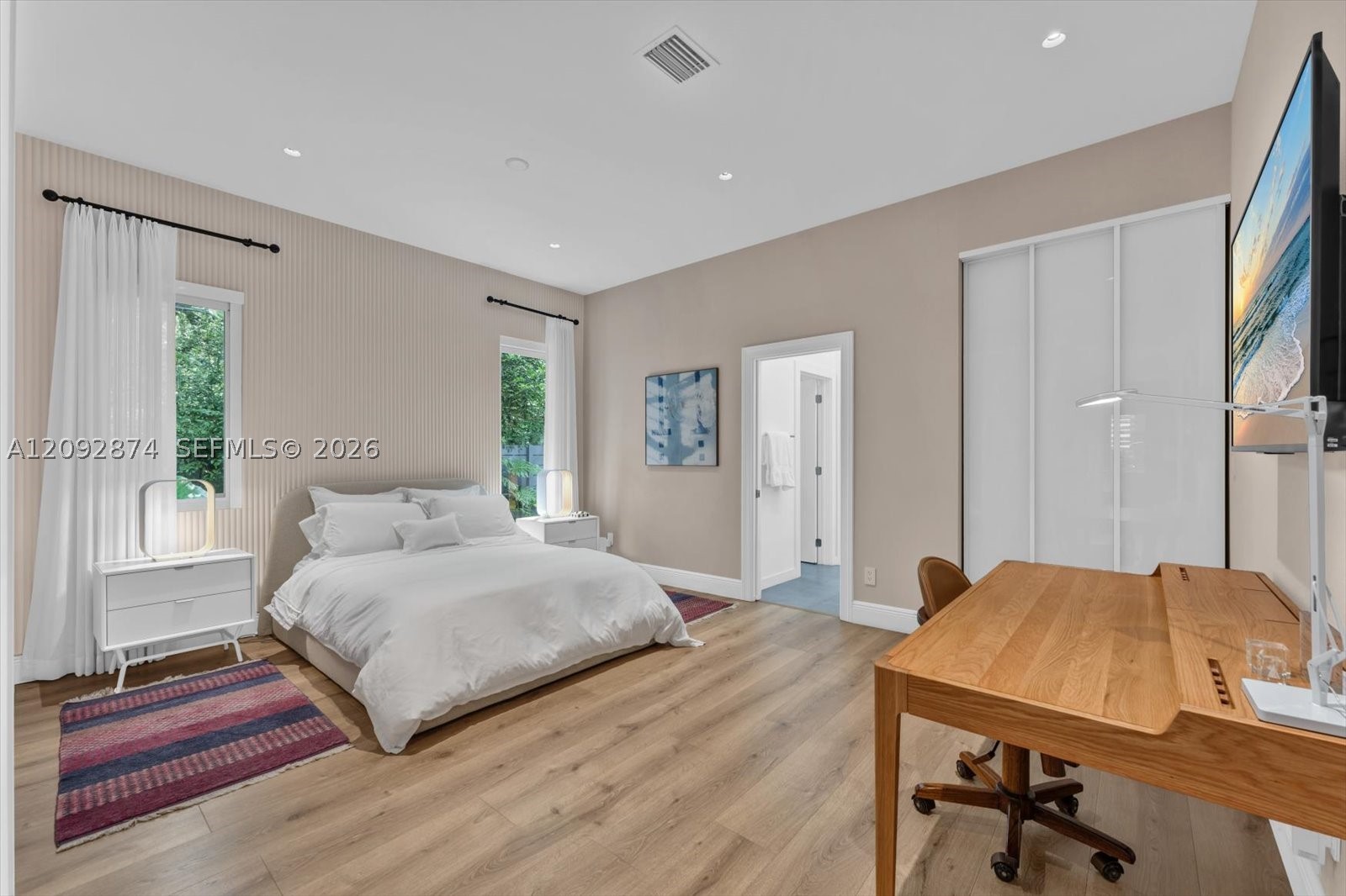 4801 SW 74th Ter Miami, FL 33143