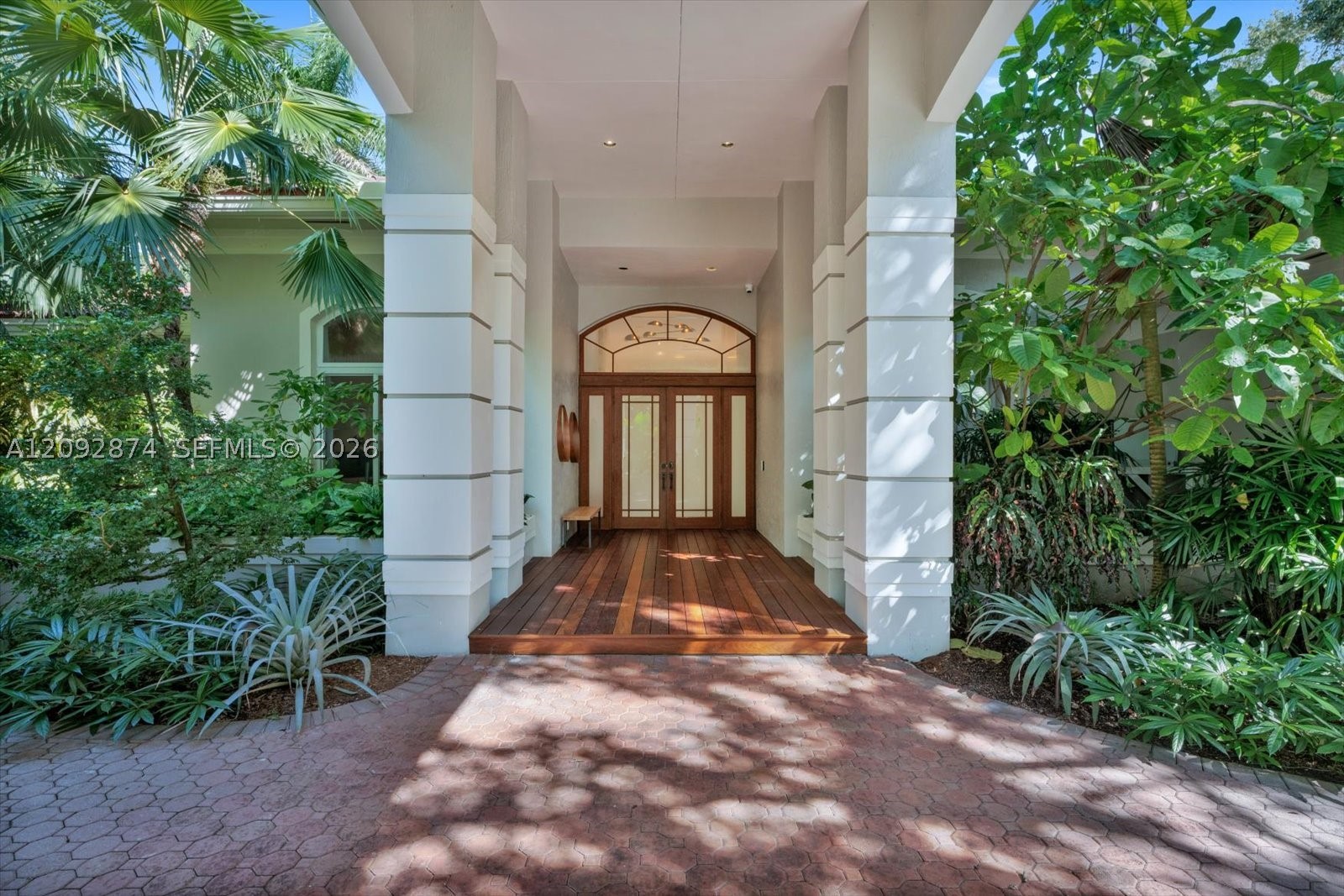 4801 SW 74th Ter Miami, FL 33143