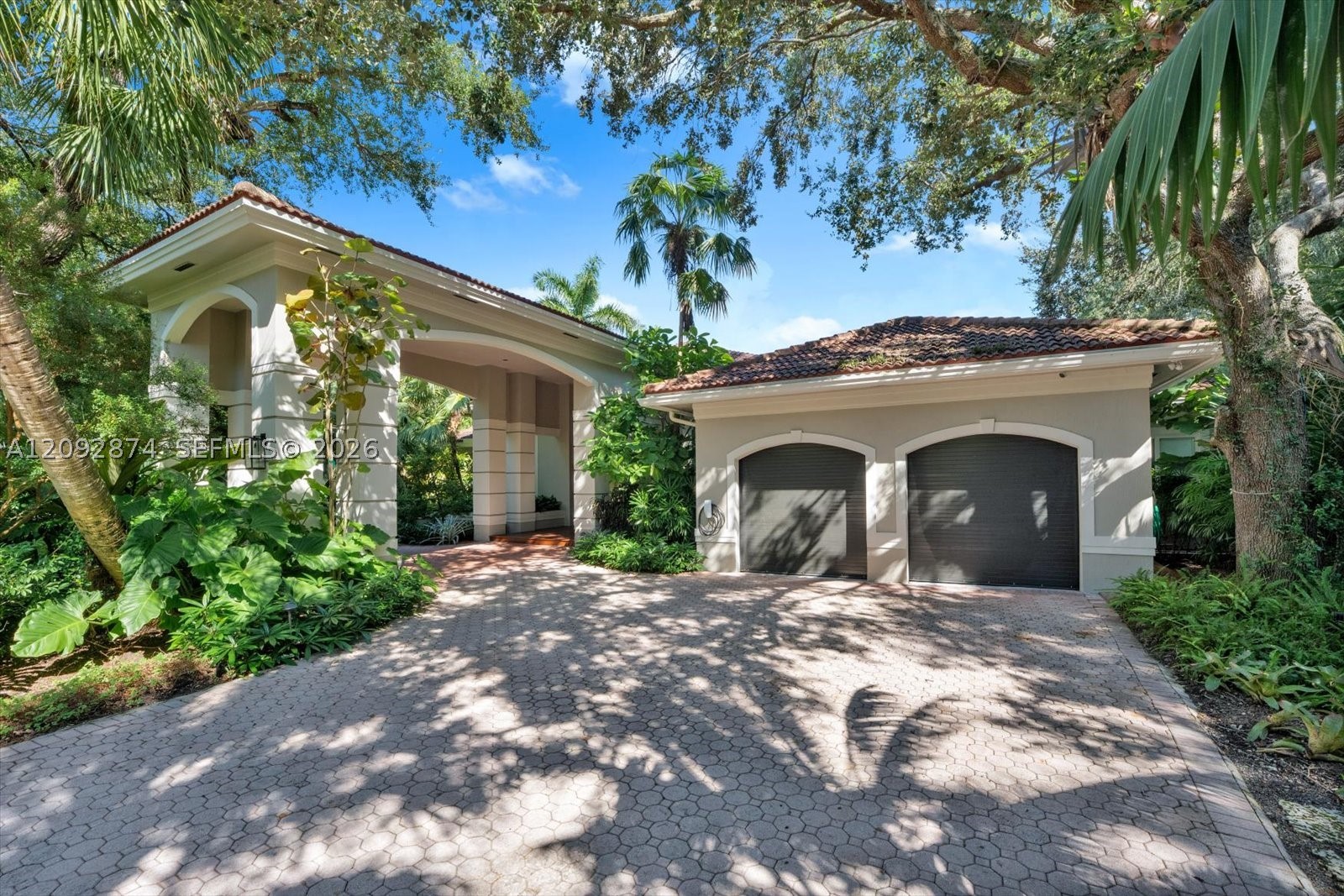 4801 SW 74th Ter Miami, FL 33143
