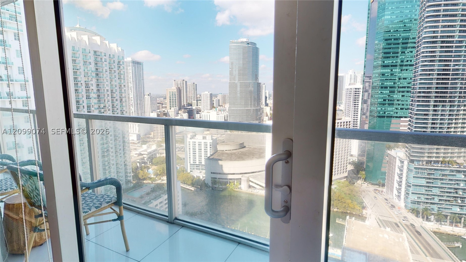 image 500 Brickell East11