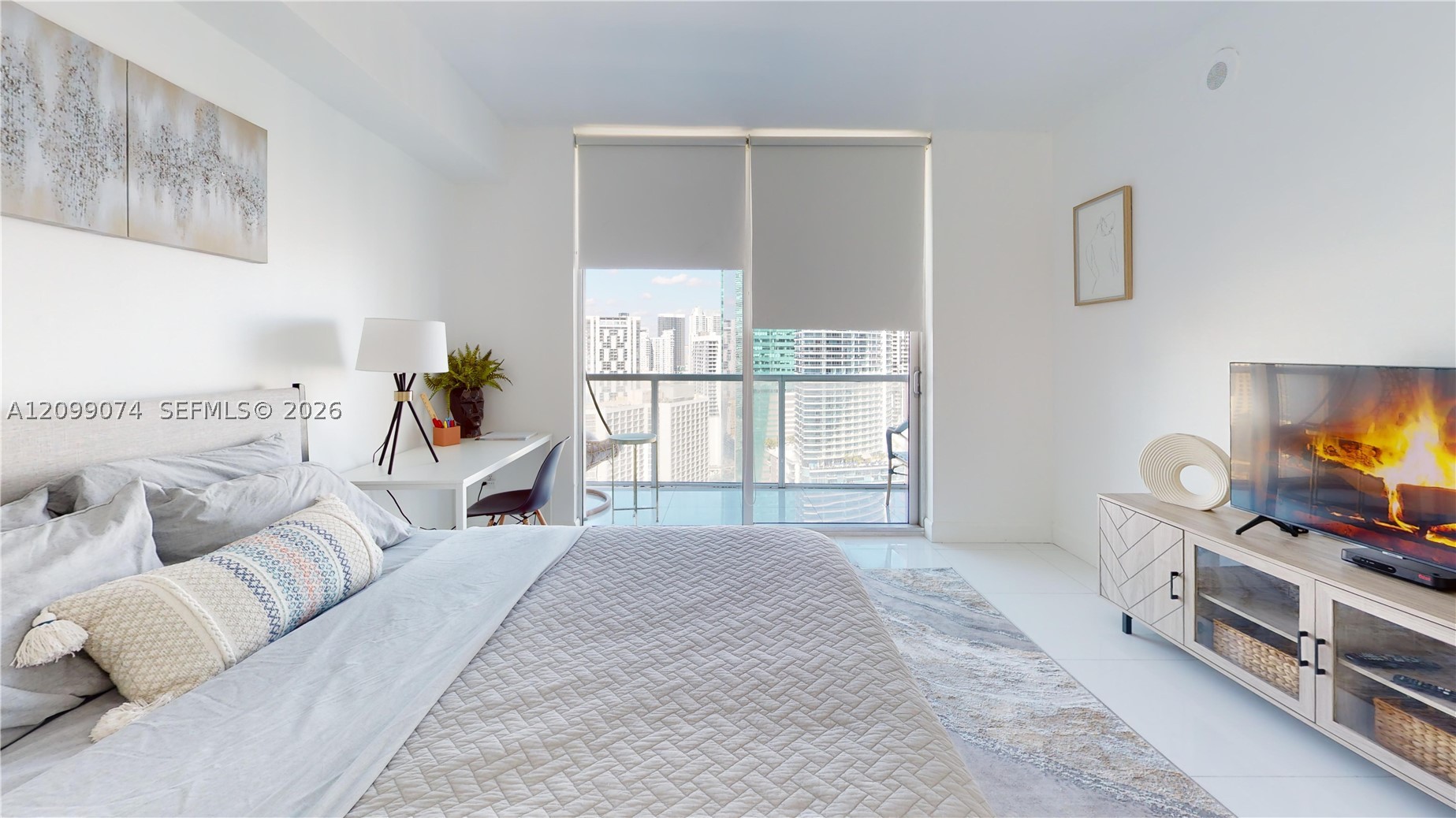 image 500 Brickell East17