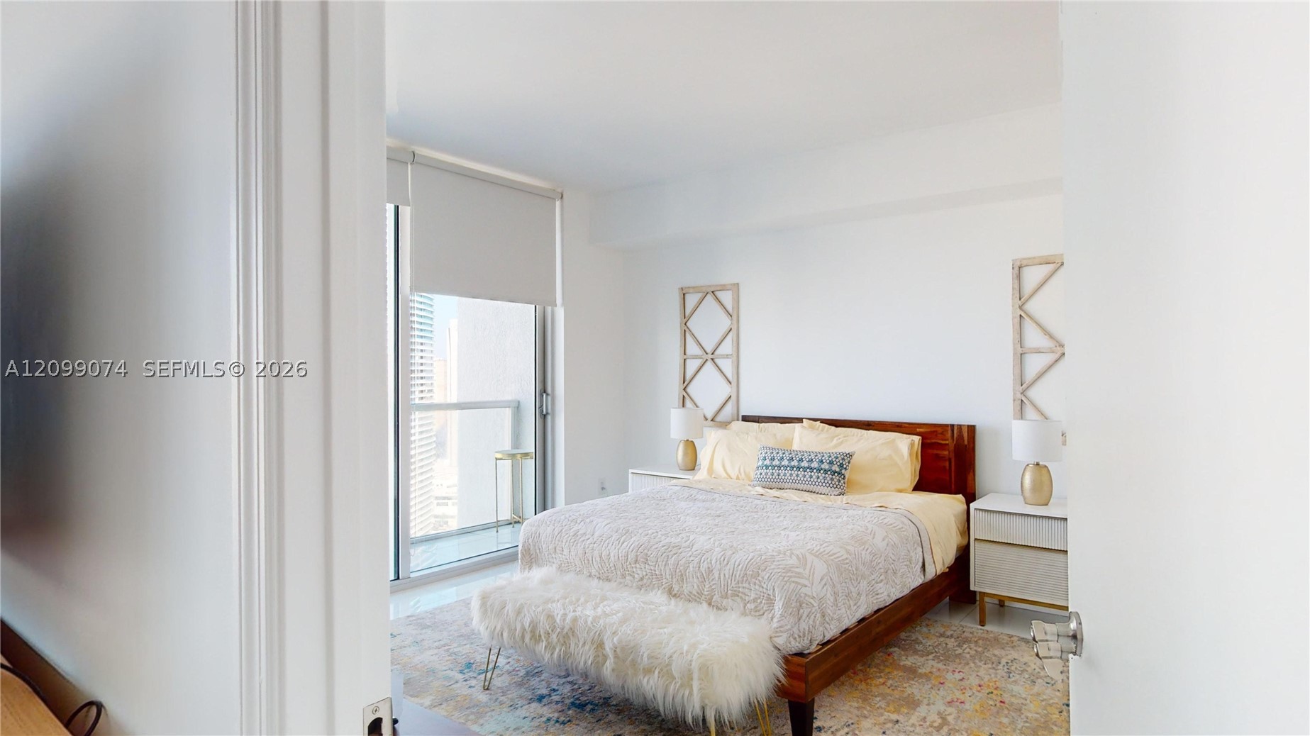 image 500 Brickell East21
