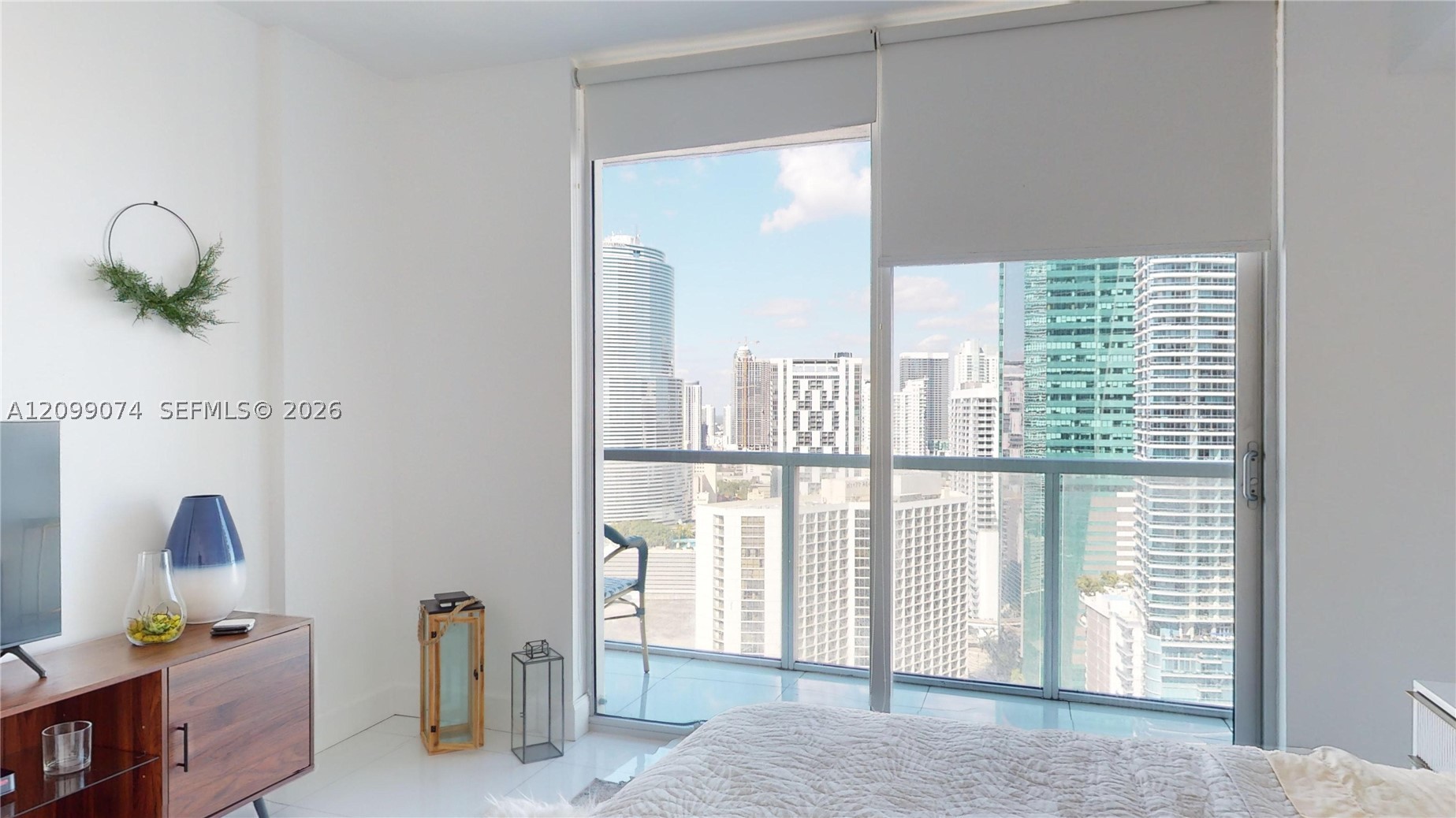 image 500 Brickell East26