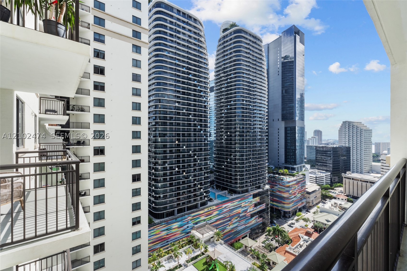 image Nine at Mary Brickell Village17