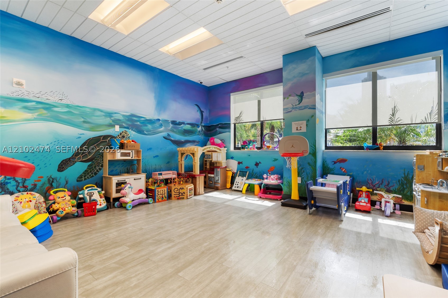 image Nine at Mary Brickell Village23