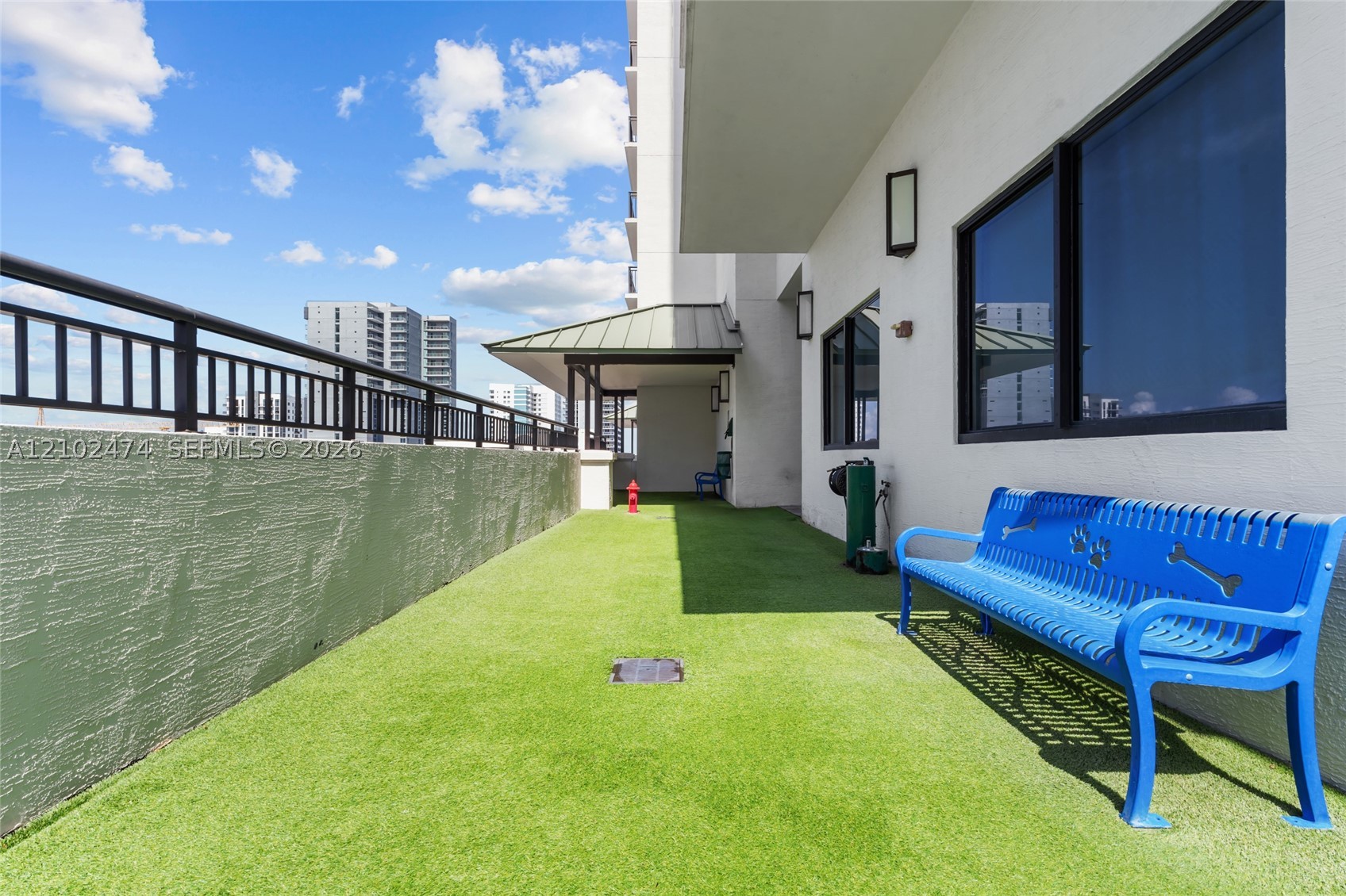 image Nine at Mary Brickell Village24