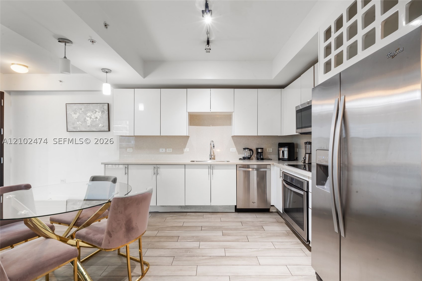 image Nine at Mary Brickell Village2