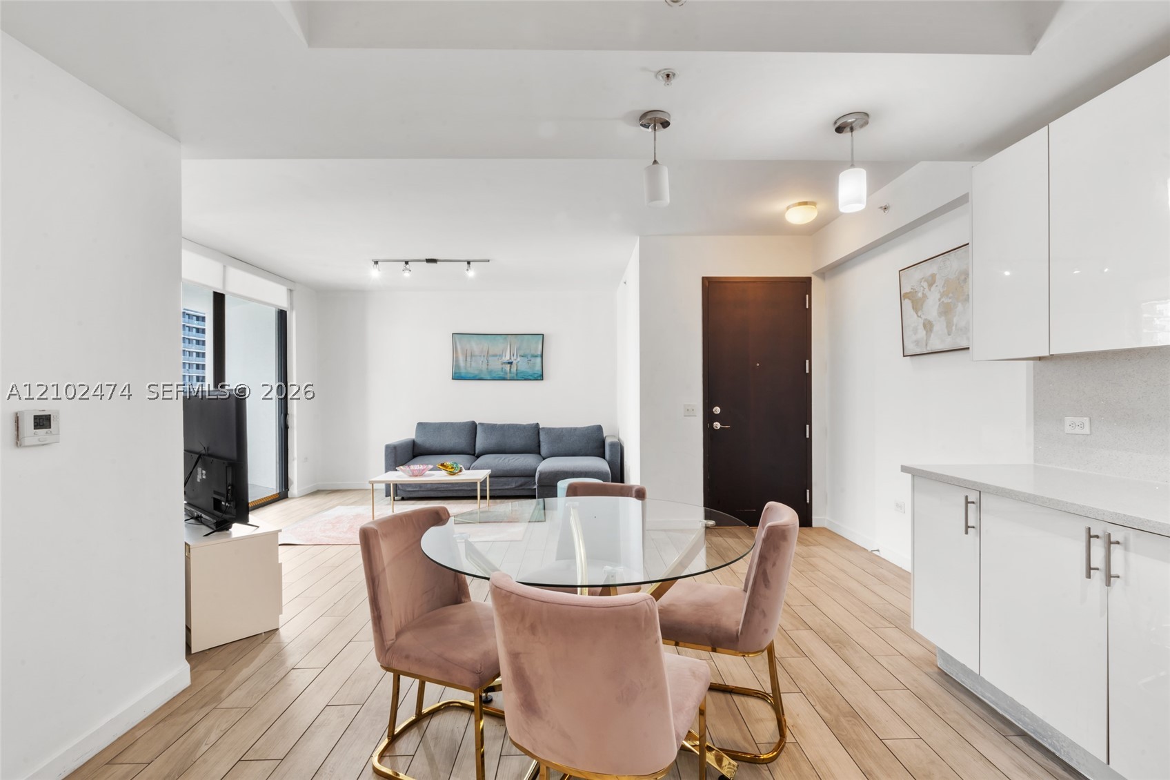 image Nine at Mary Brickell Village3