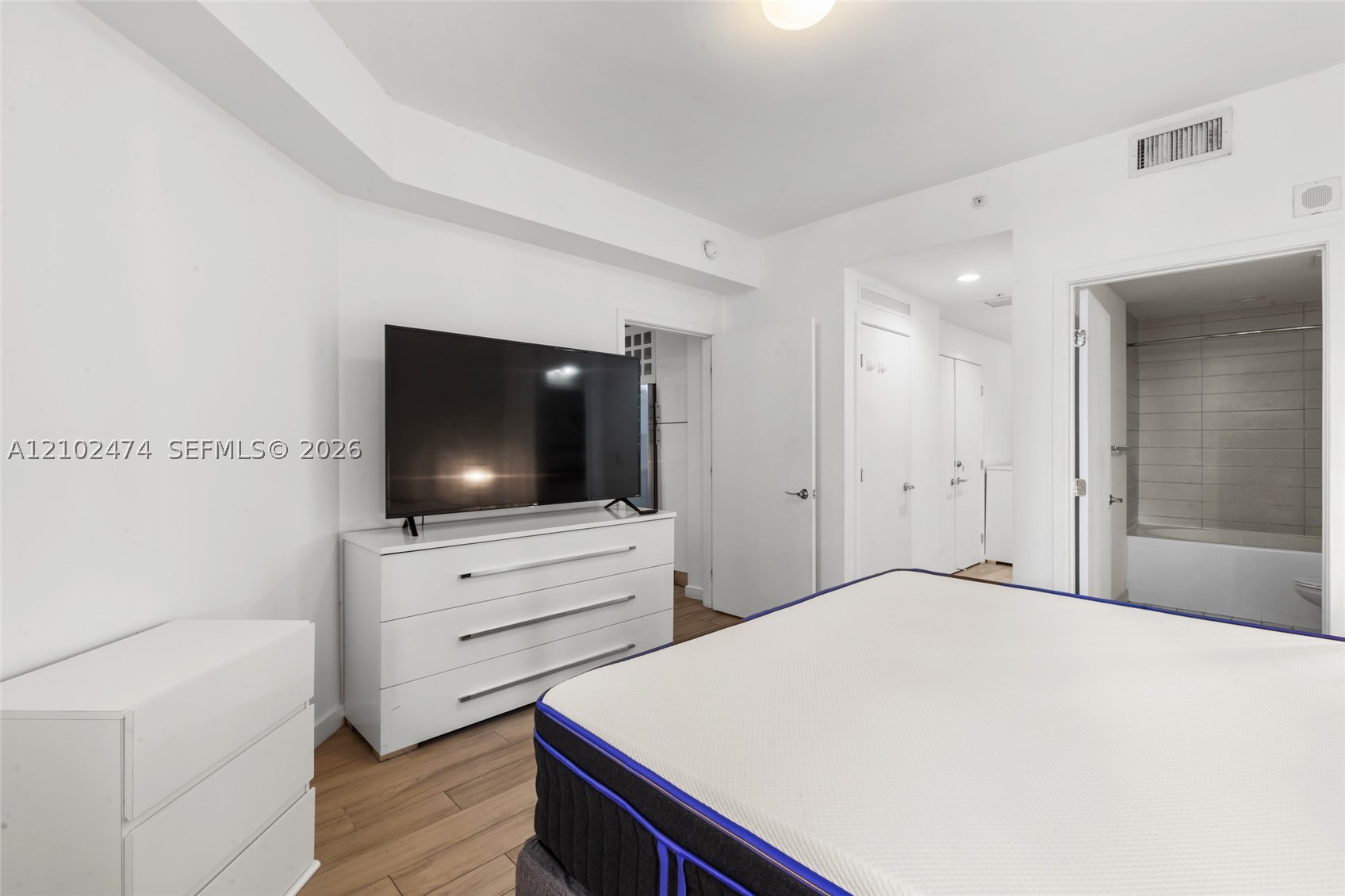 image Nine at Mary Brickell Village8