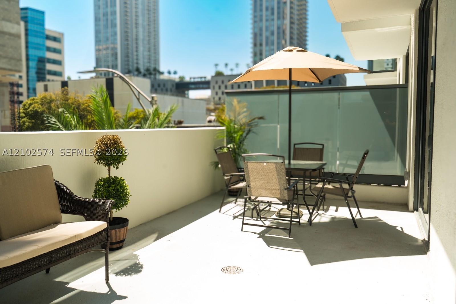 image The Crosby Miami Worldcenter6