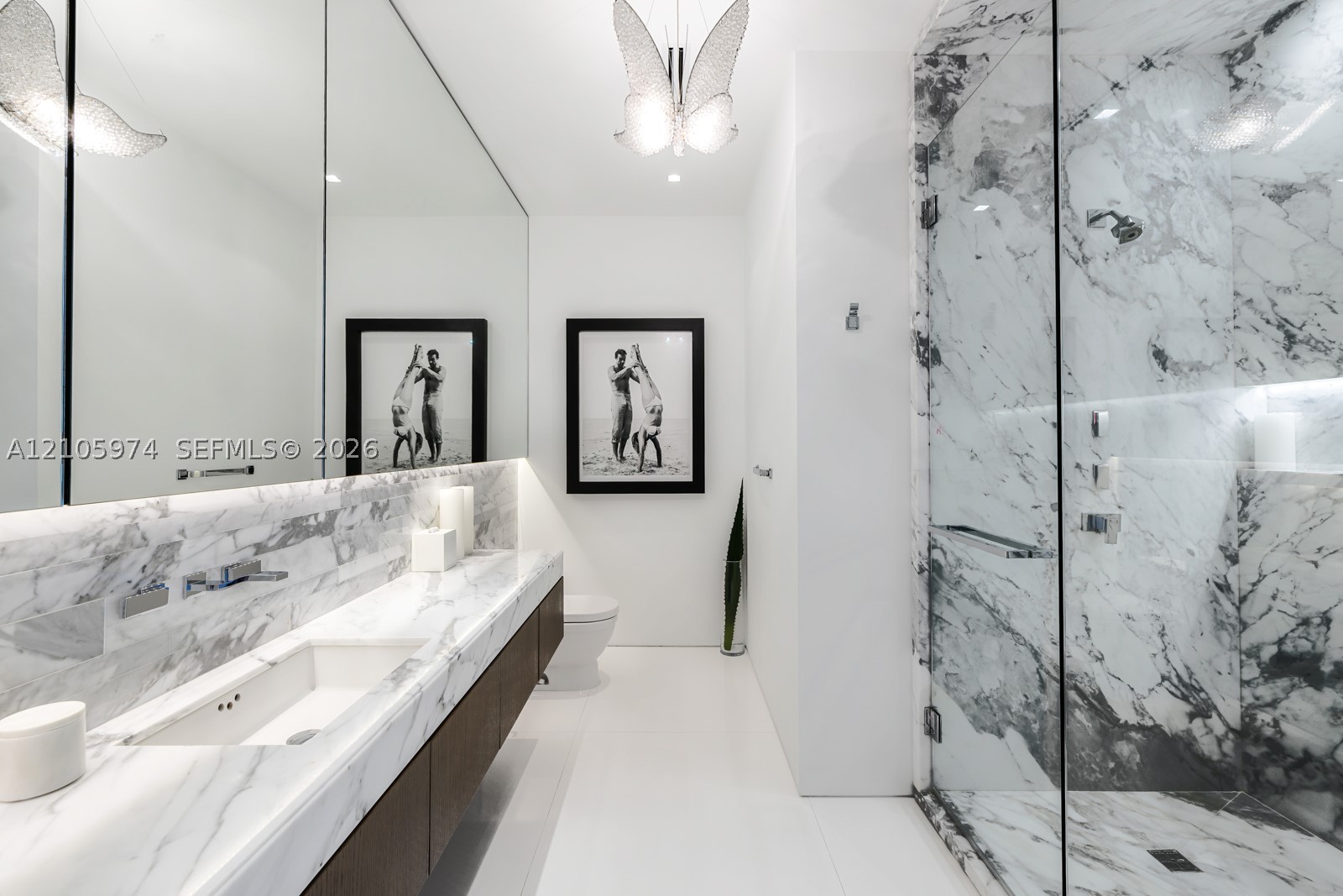 4395 Pine Tree Dr Miami Beach, FL 33140