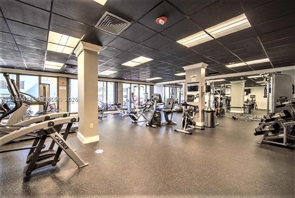 1865 79th St Cswy #5H North Bay Village, FL 33141
