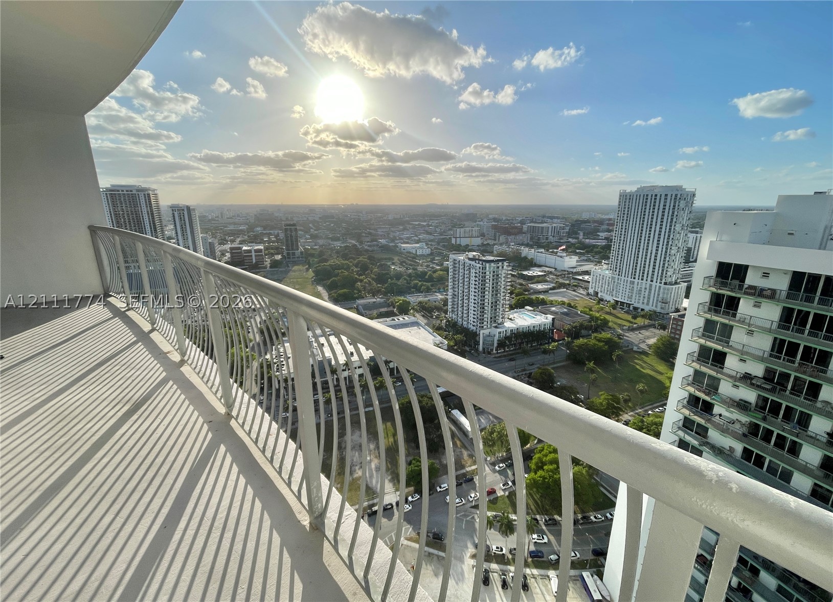 1750 N Bayshore Dr #3911