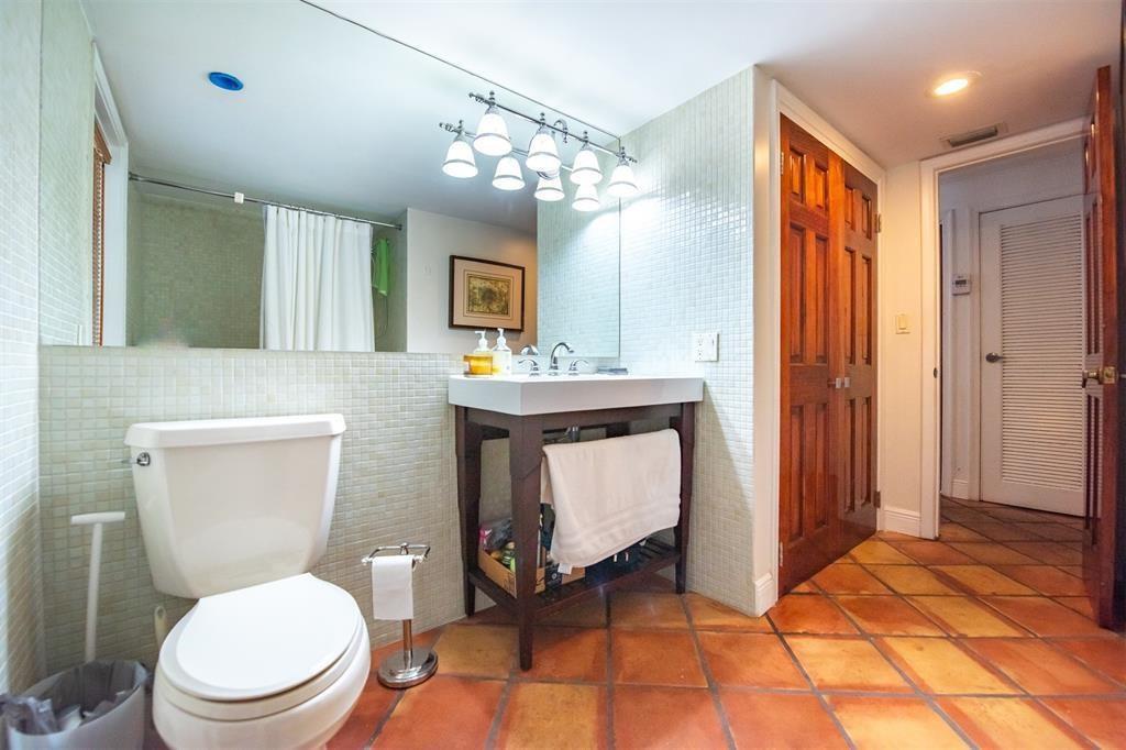 11650 SW 1st Plantation, FL 33325