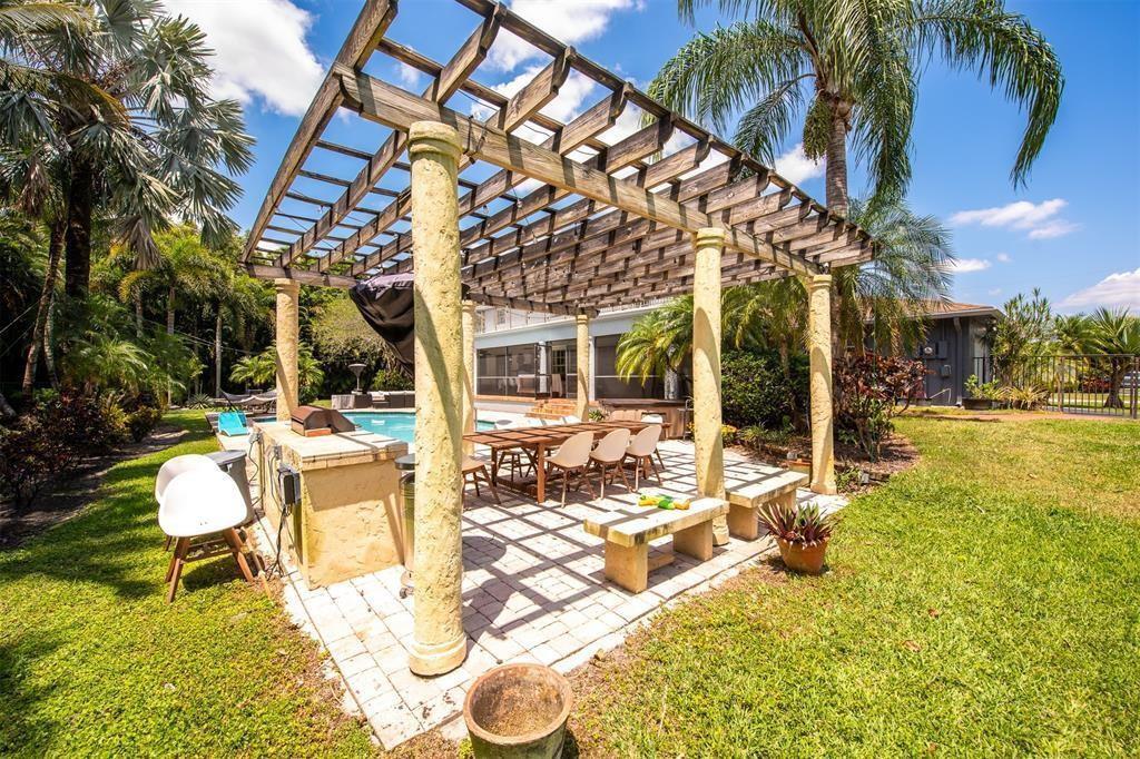 11650 SW 1st Plantation, FL 33325