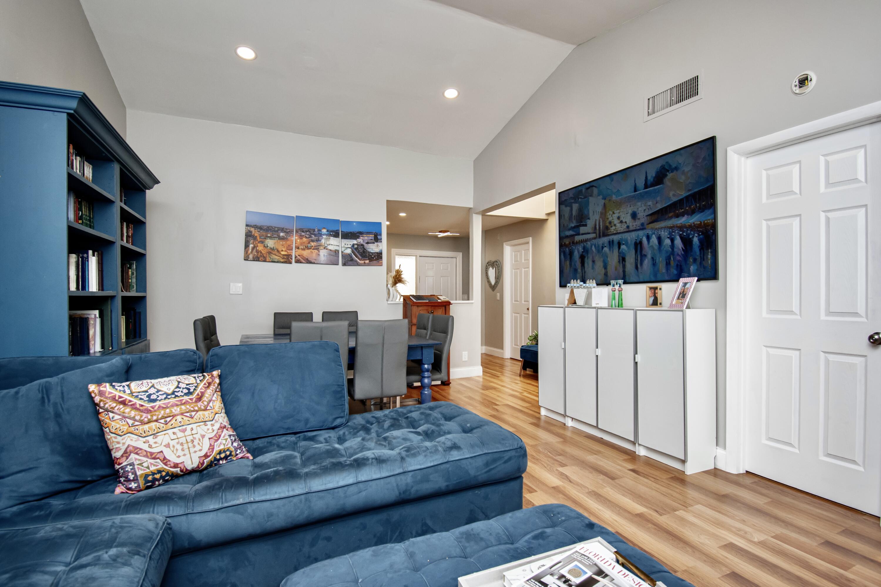 22163 Thomas Boca Raton, FL 33433