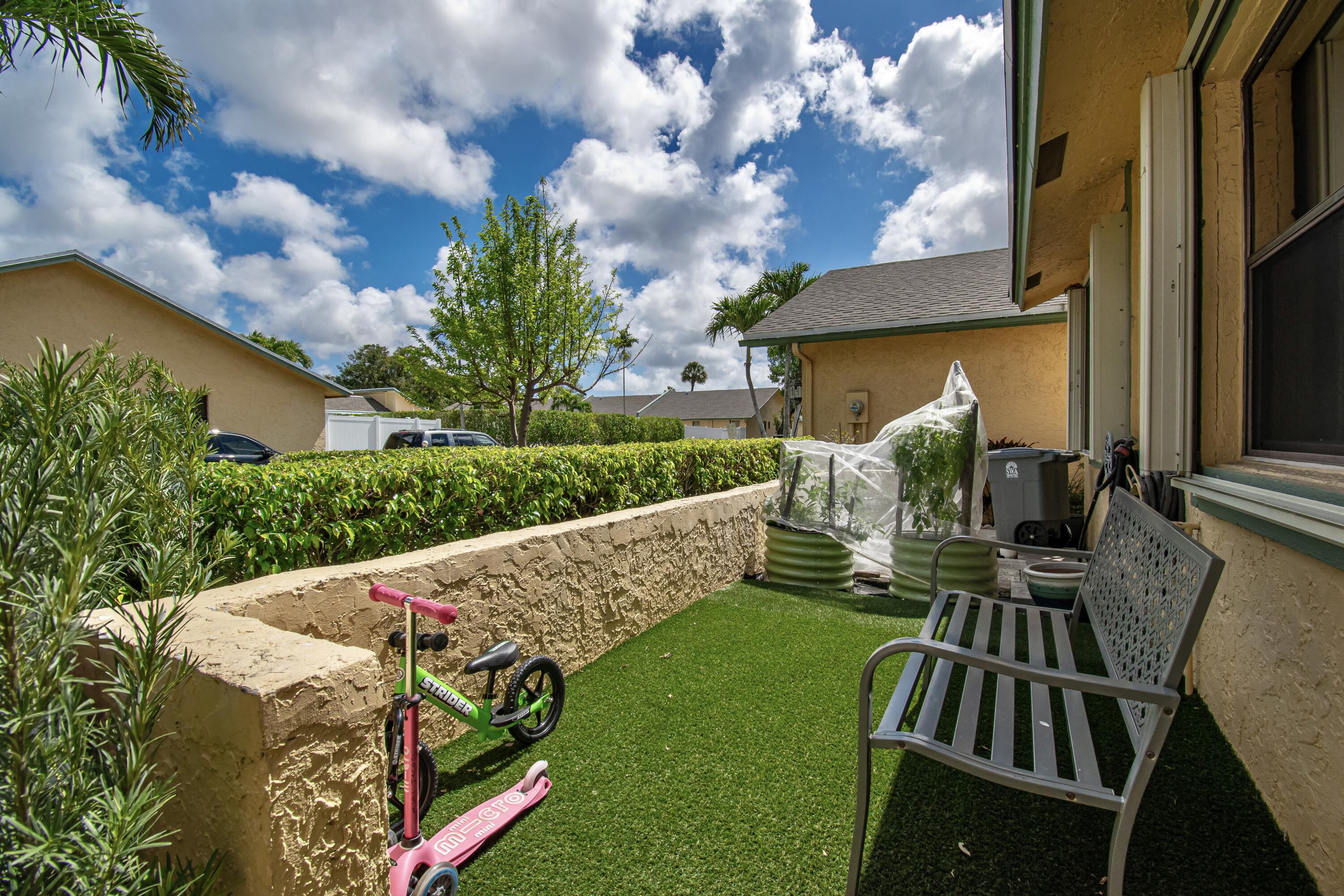 22163 Thomas Boca Raton, FL 33433