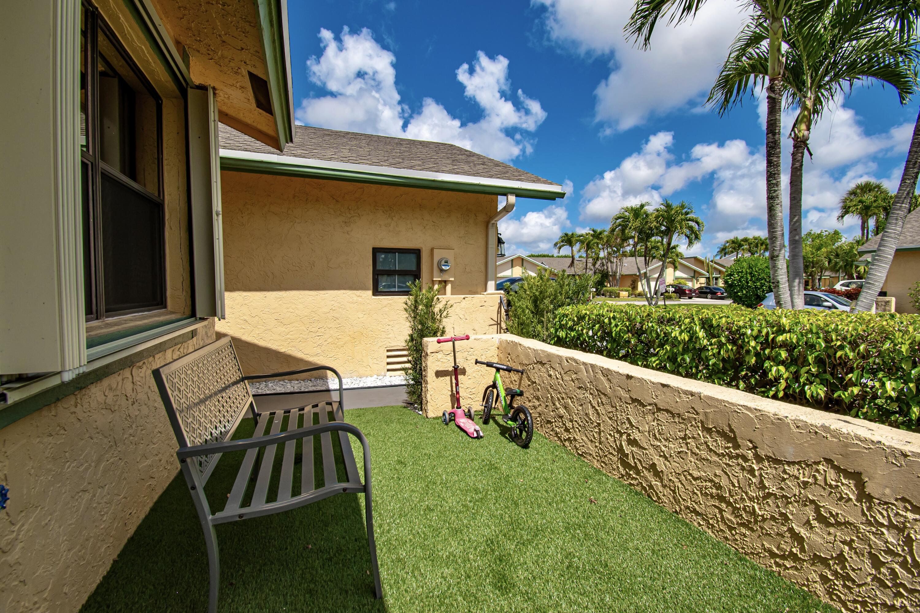 22163 Thomas Boca Raton, FL 33433