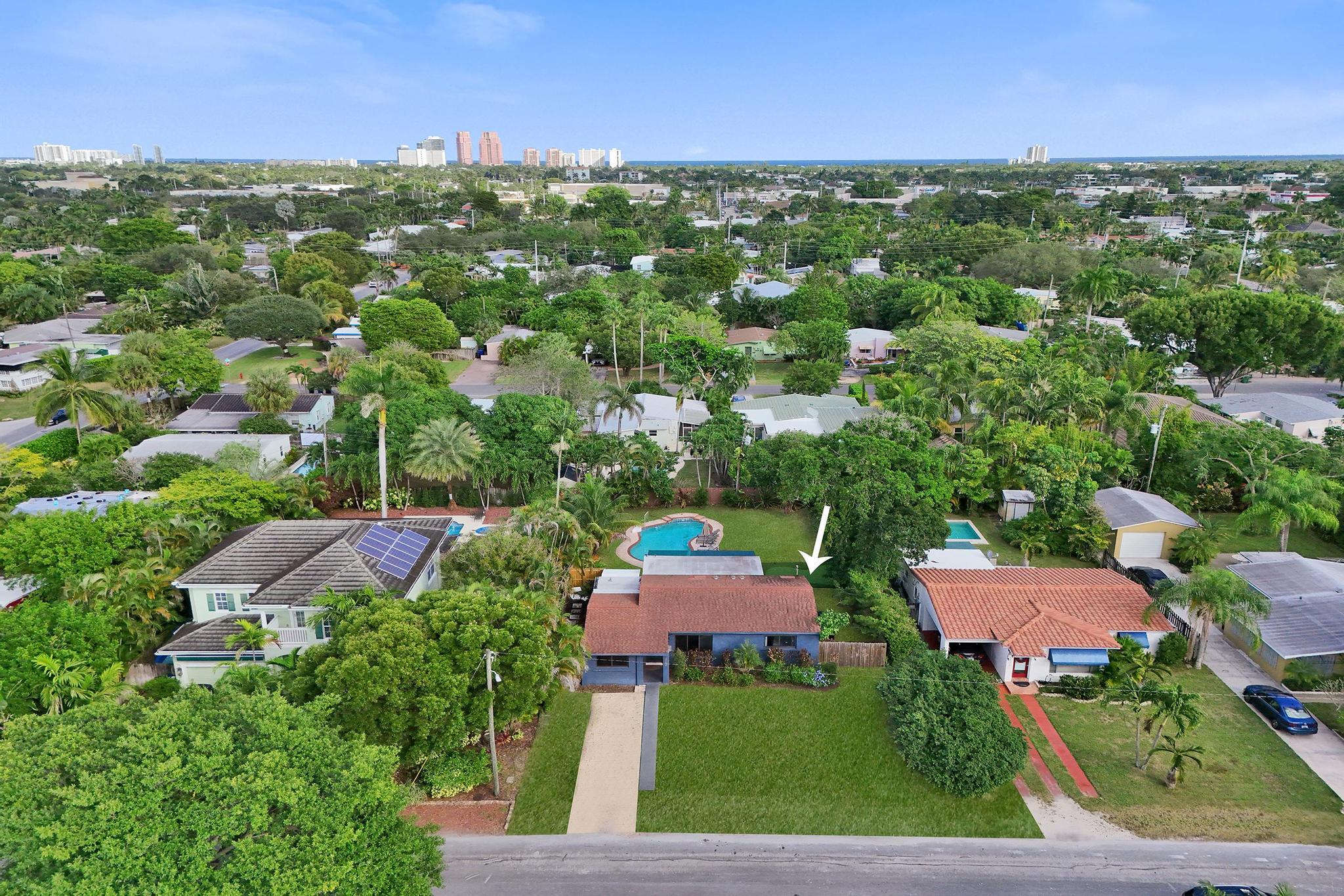 1728 NE 17th Fort Lauderdale, FL 33305