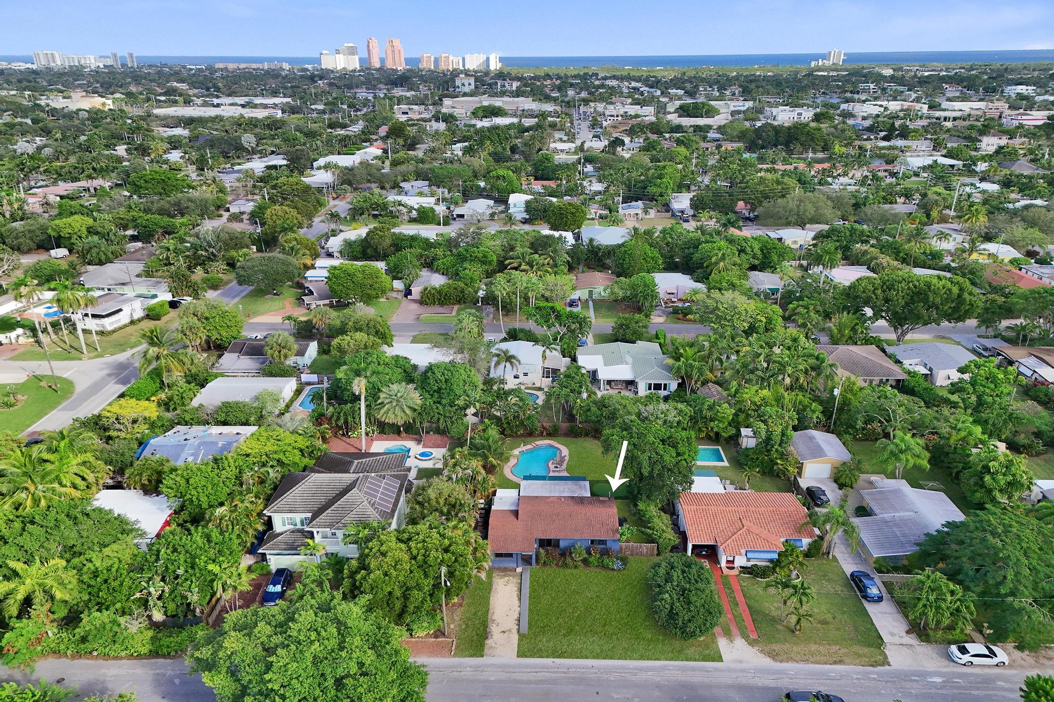 1728 NE 17th Fort Lauderdale, FL 33305