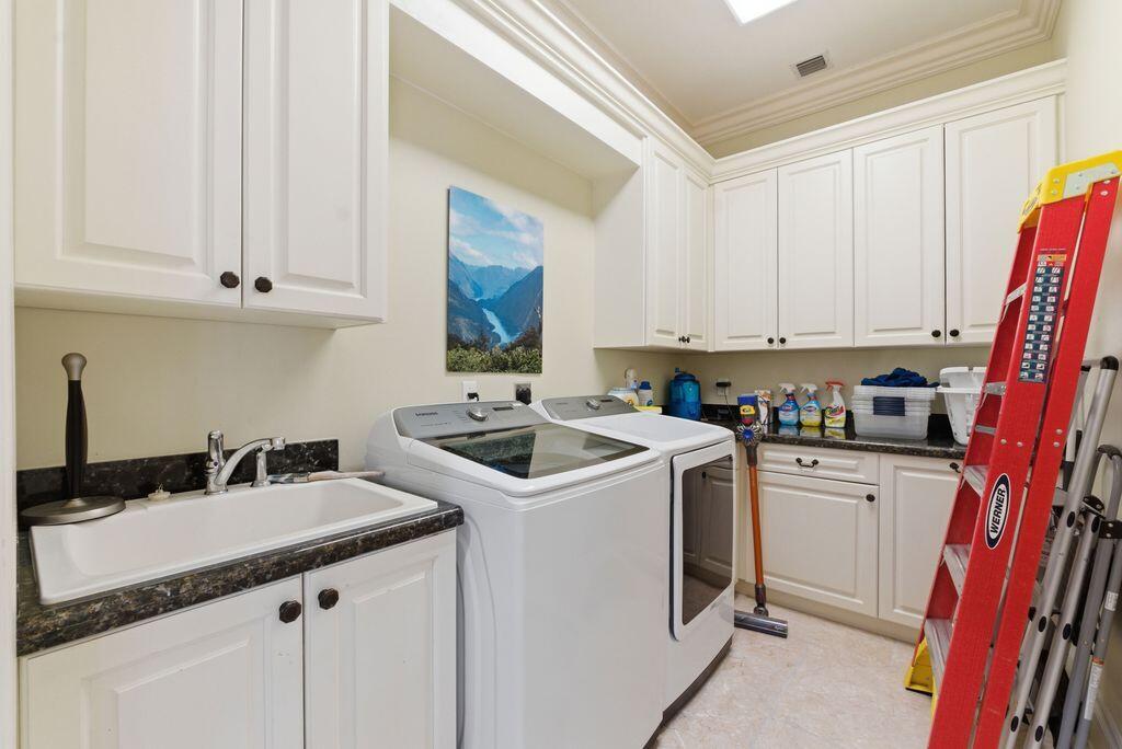 2221 NE 48th Lighthouse Point, FL 33064