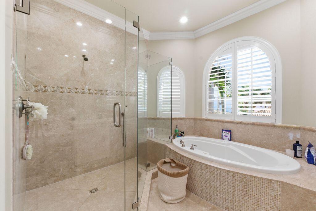 2221 NE 48th Lighthouse Point, FL 33064