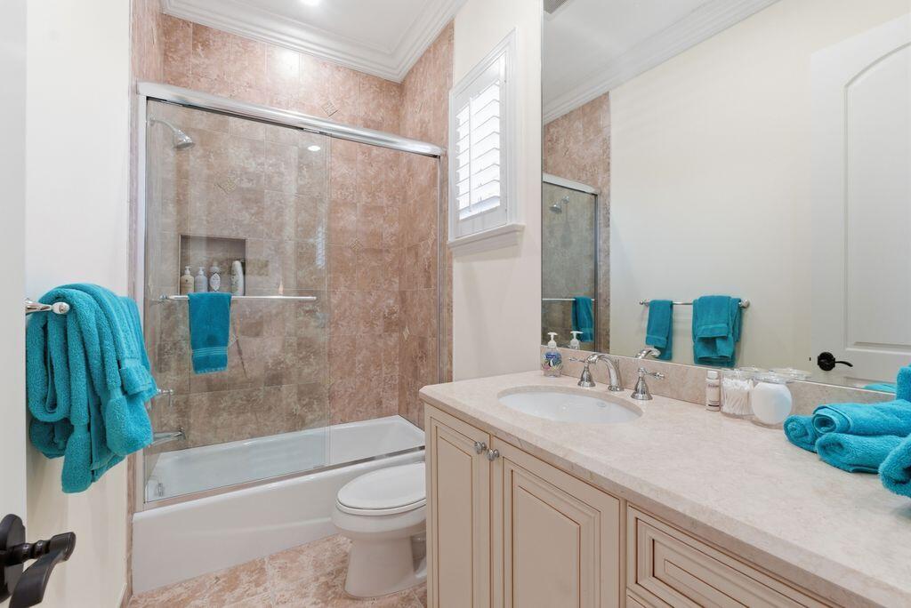 2221 NE 48th Lighthouse Point, FL 33064