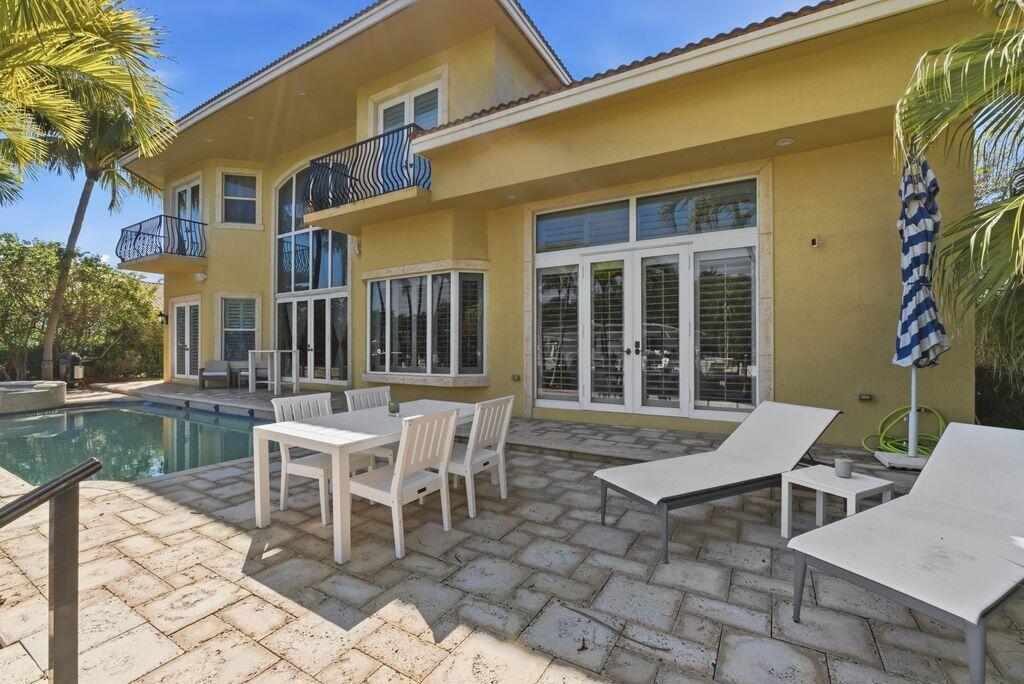 2221 NE 48th Lighthouse Point, FL 33064