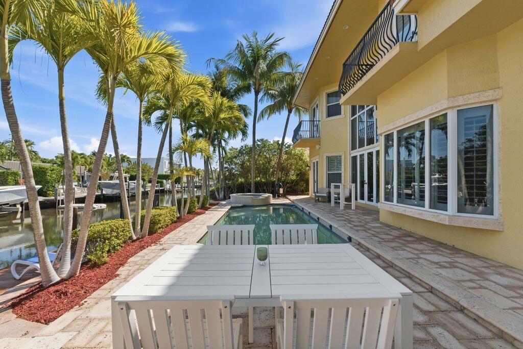 2221 NE 48th Lighthouse Point, FL 33064