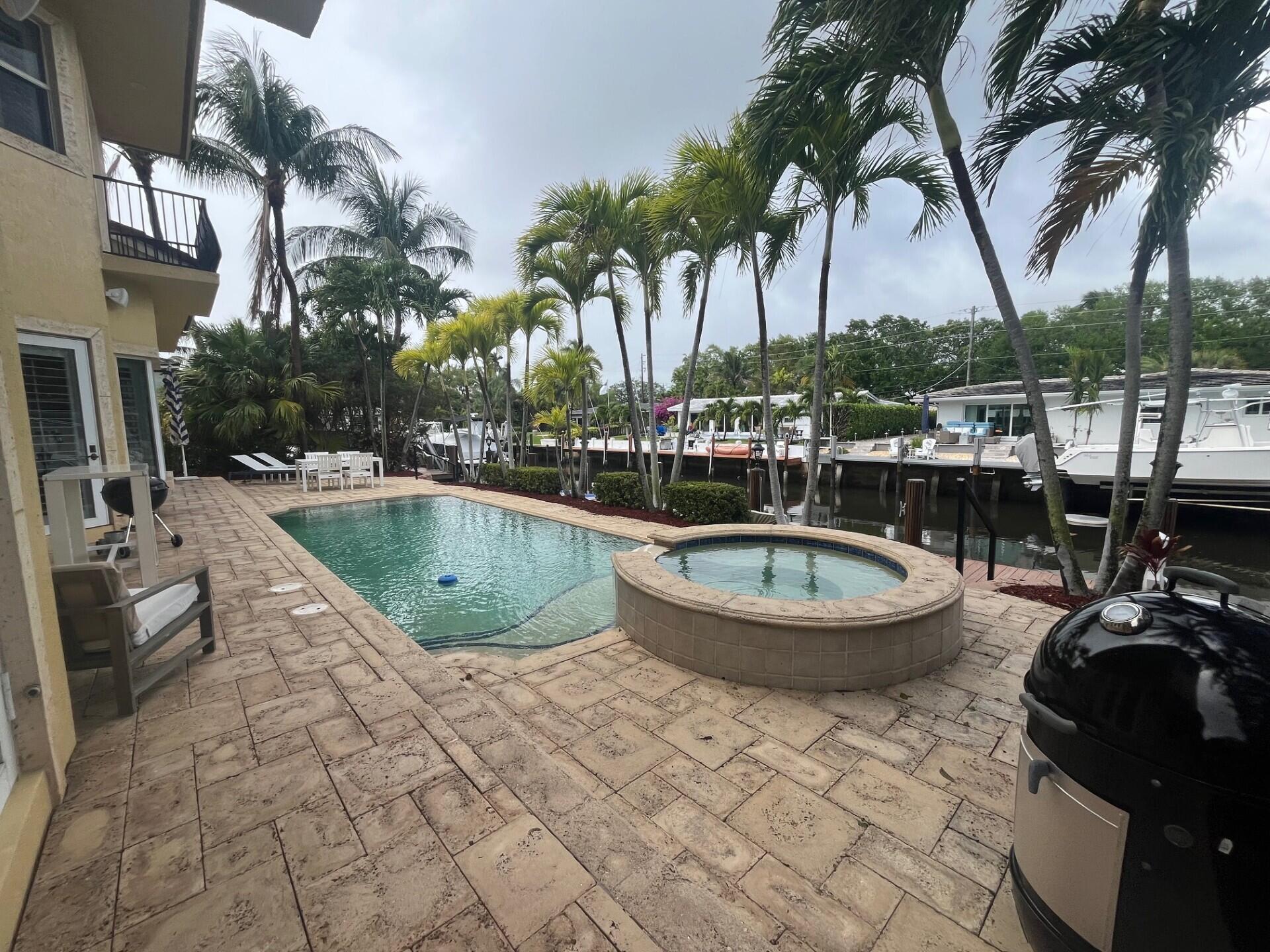 2221 NE 48th Lighthouse Point, FL 33064