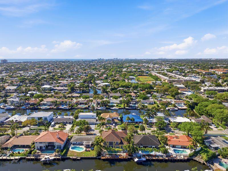 2221 NE 48th Lighthouse Point, FL 33064