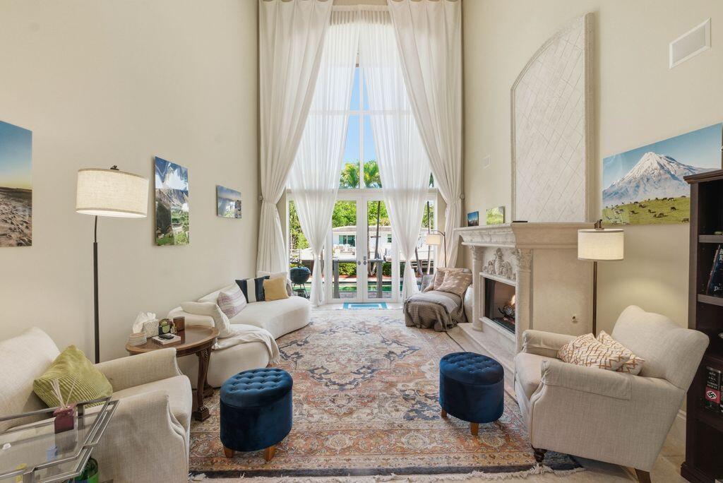 2221 NE 48th Lighthouse Point, FL 33064