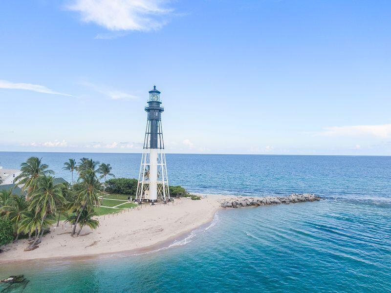 2221 NE 48th Lighthouse Point, FL 33064