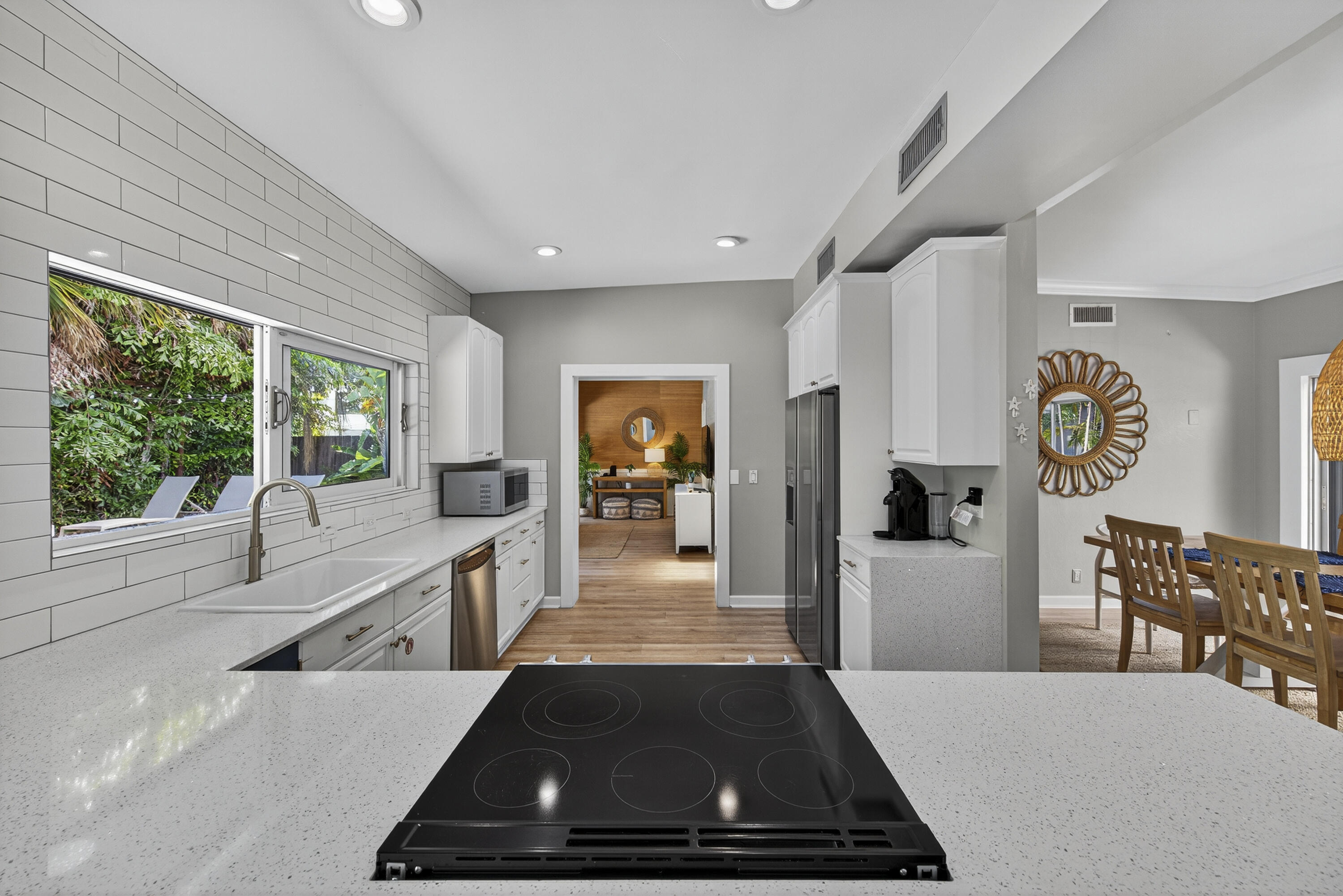 2112 Manatee Fort Lauderdale, FL 33316