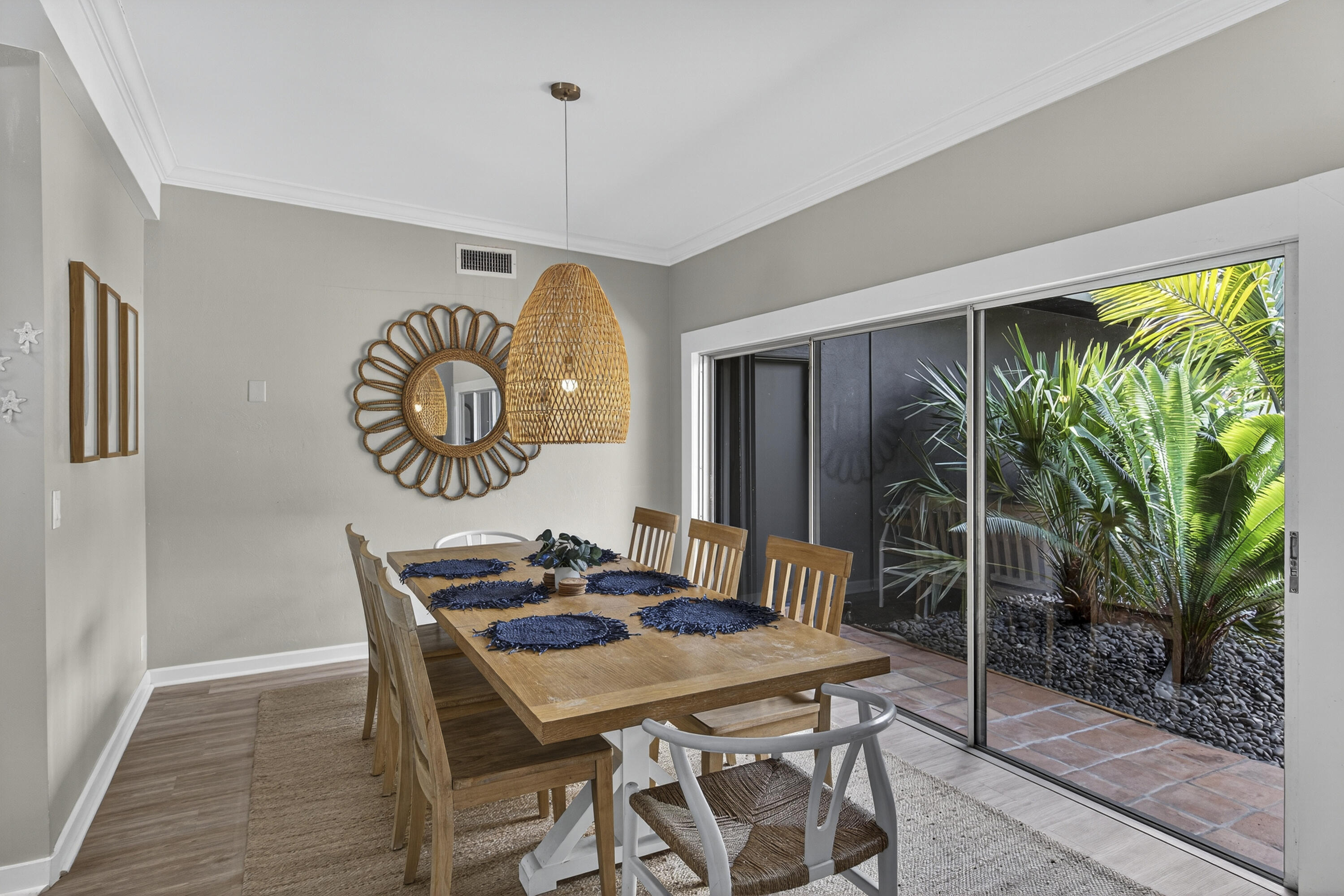 2112 Manatee Fort Lauderdale, FL 33316