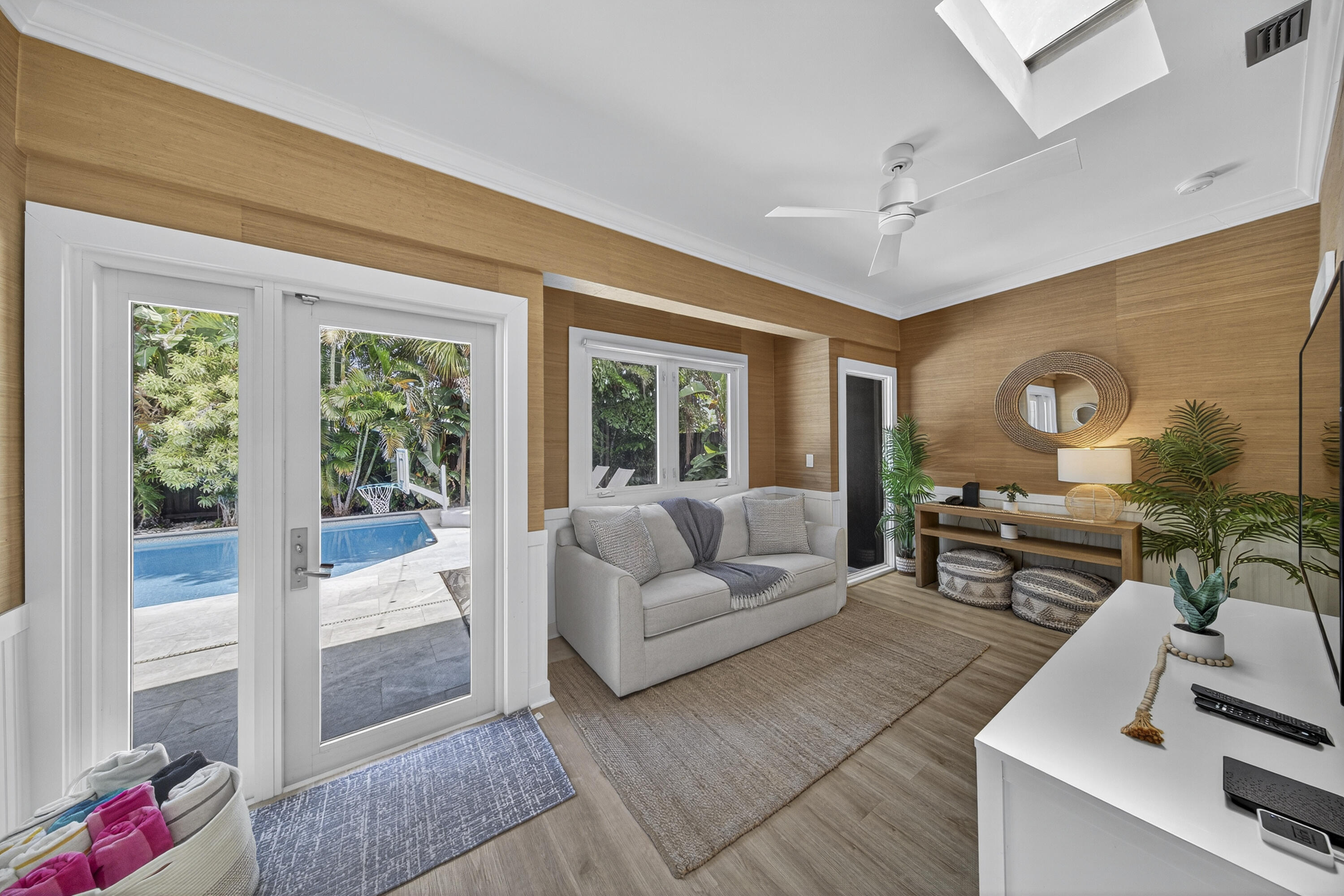 2112 Manatee Fort Lauderdale, FL 33316